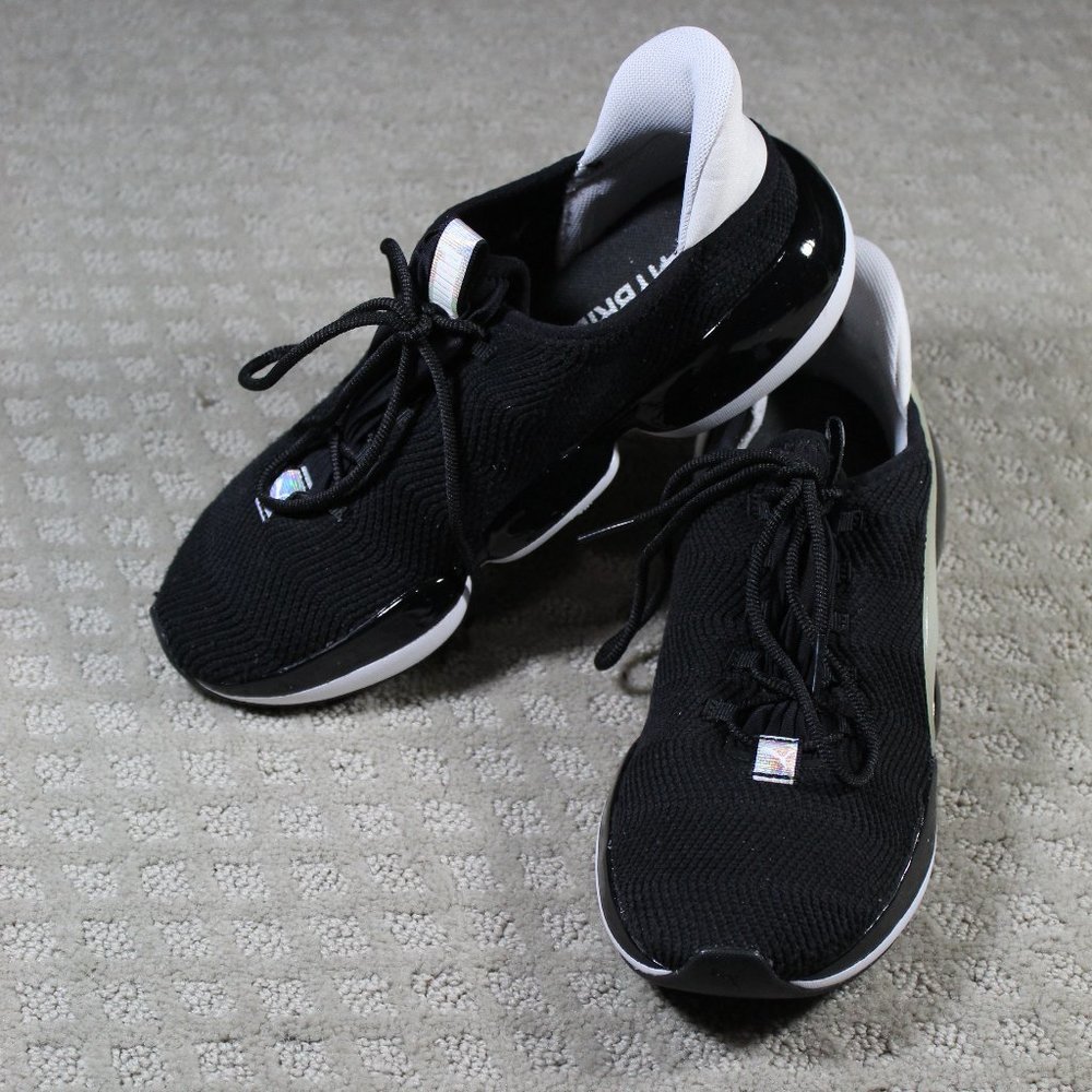 Puma Size 8 Black, Iridescent and White Hybrid Athletic Shoe